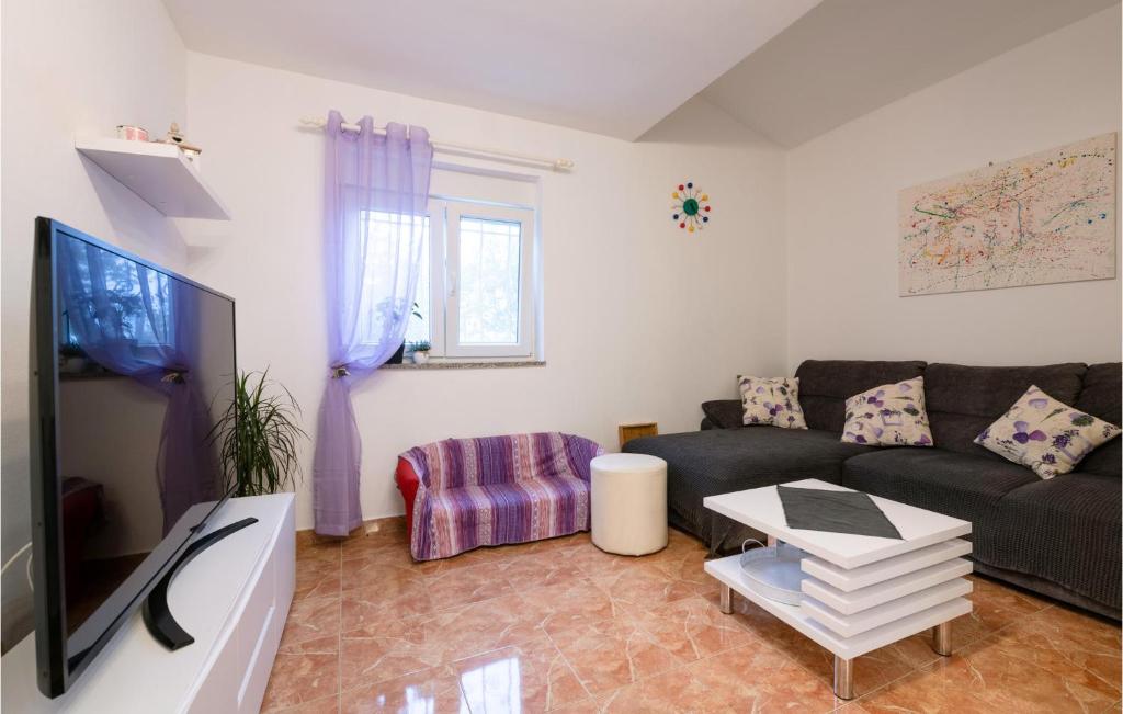 Nice Home In Marcana With Wifi photo 3
