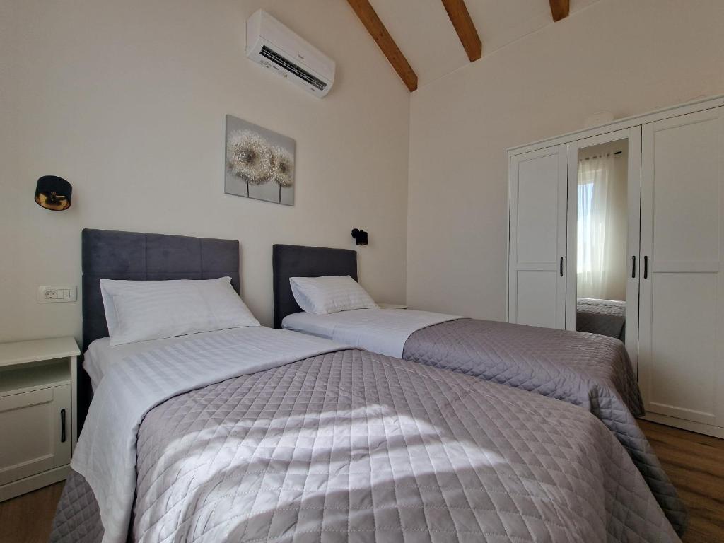 Apartments Miamare photo 2