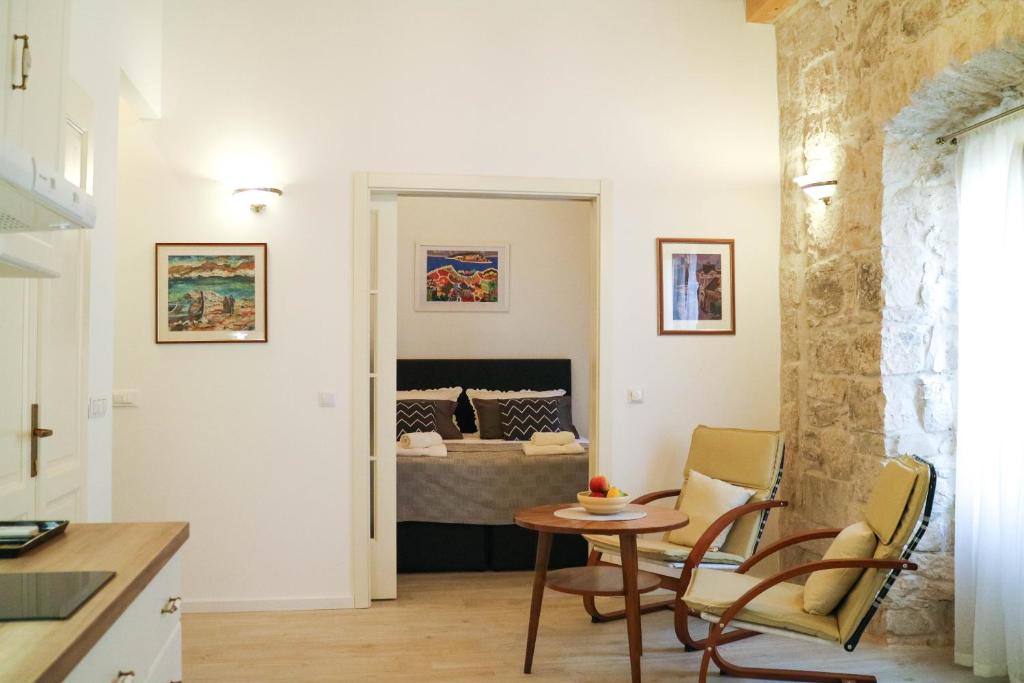 Sessa's Palace photo 2