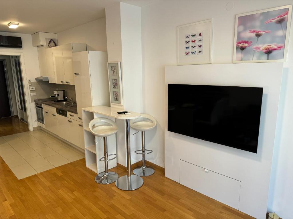 Stars Studio Apartment with Parking — photo 1