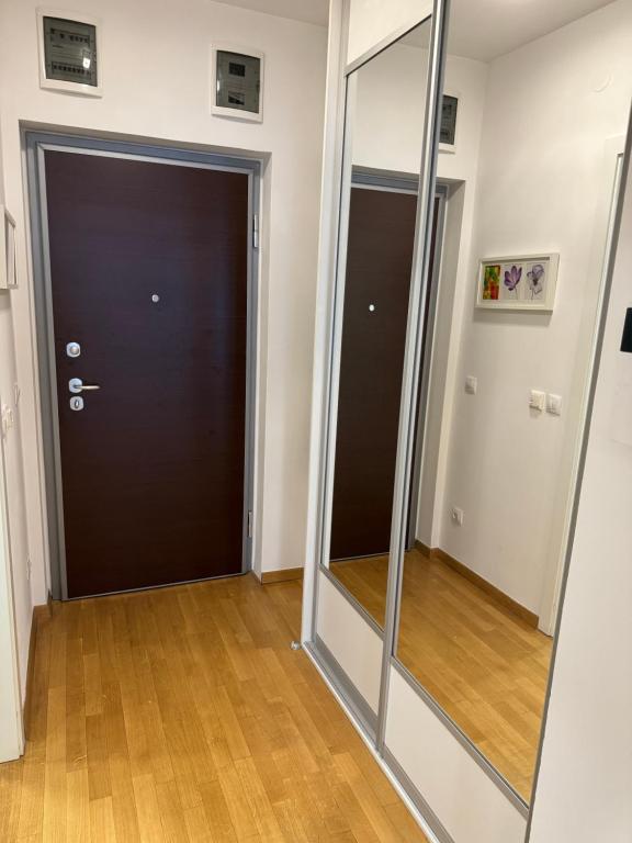 Stars Studio Apartment with Parking photo 2