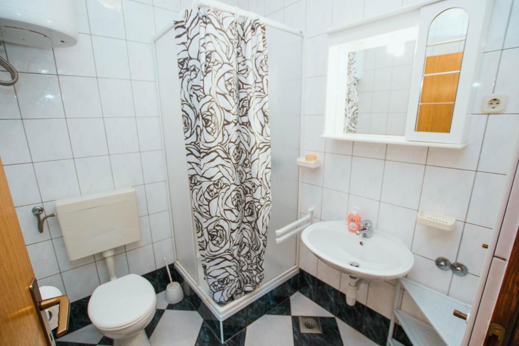 Apartments by the sea Mastrinka photo 3