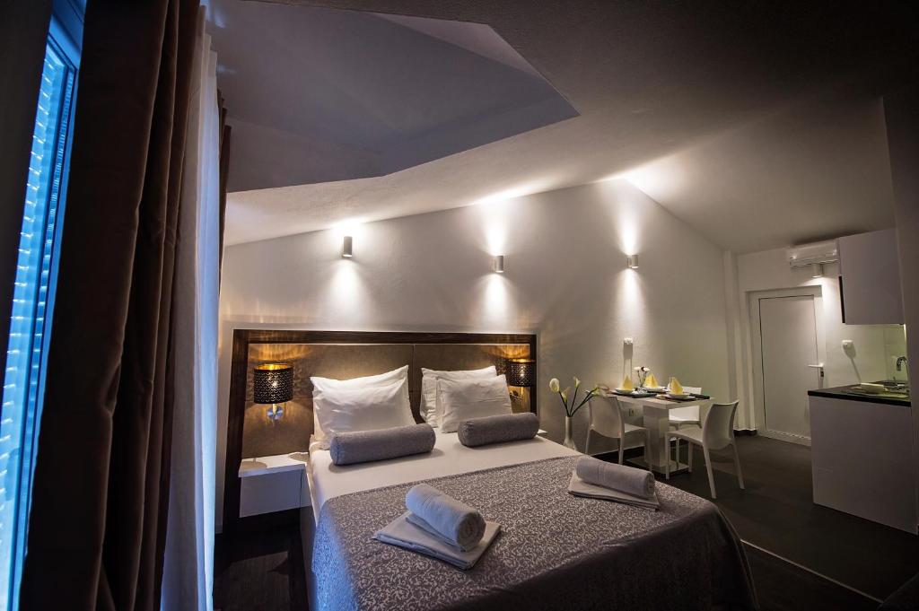 Studio Zecevo Rtic 8366a photo 2