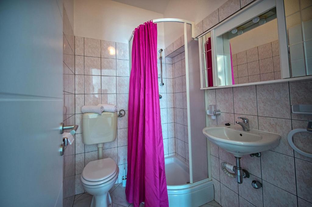 Studio Zecevo Rtic 8366a photo 3