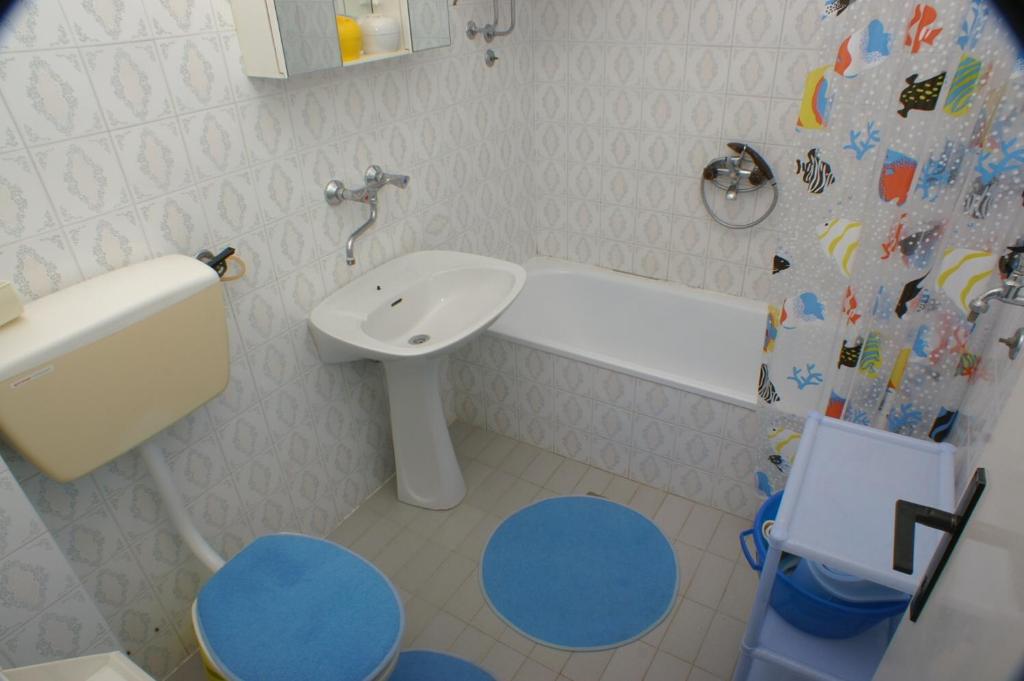 Apartments by the sea Podaca photo 3