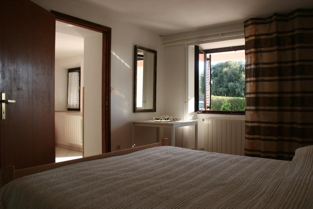 Guest House Zohil photo 2