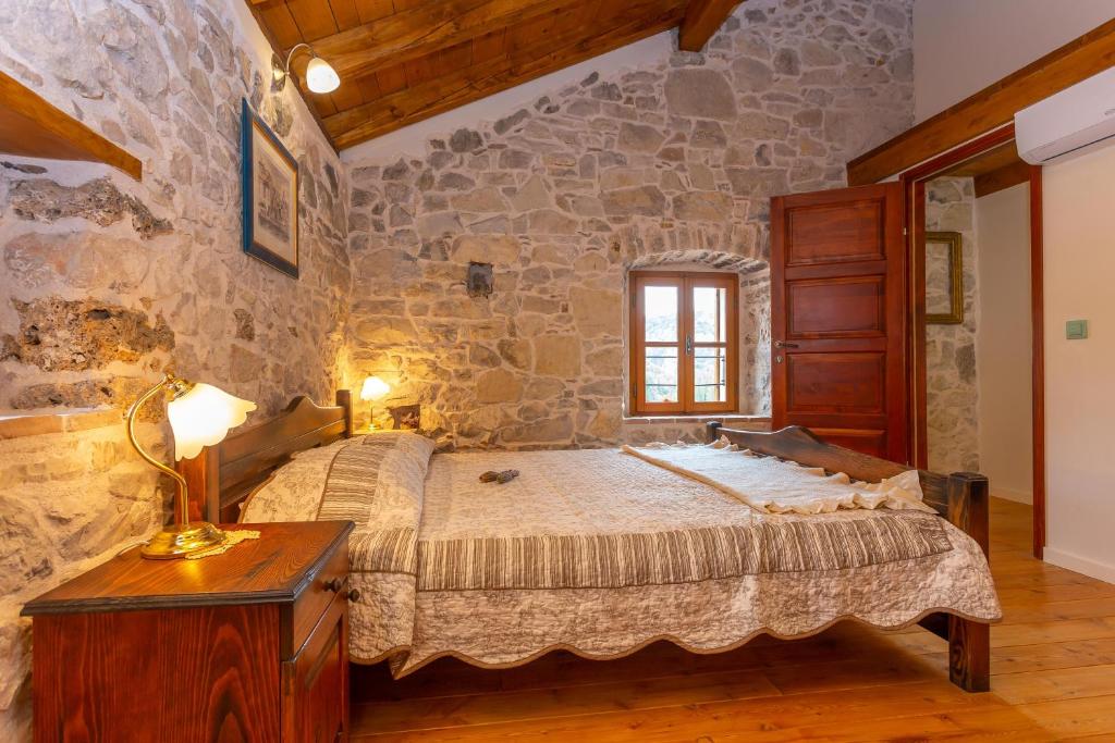 Rustica house photo 2