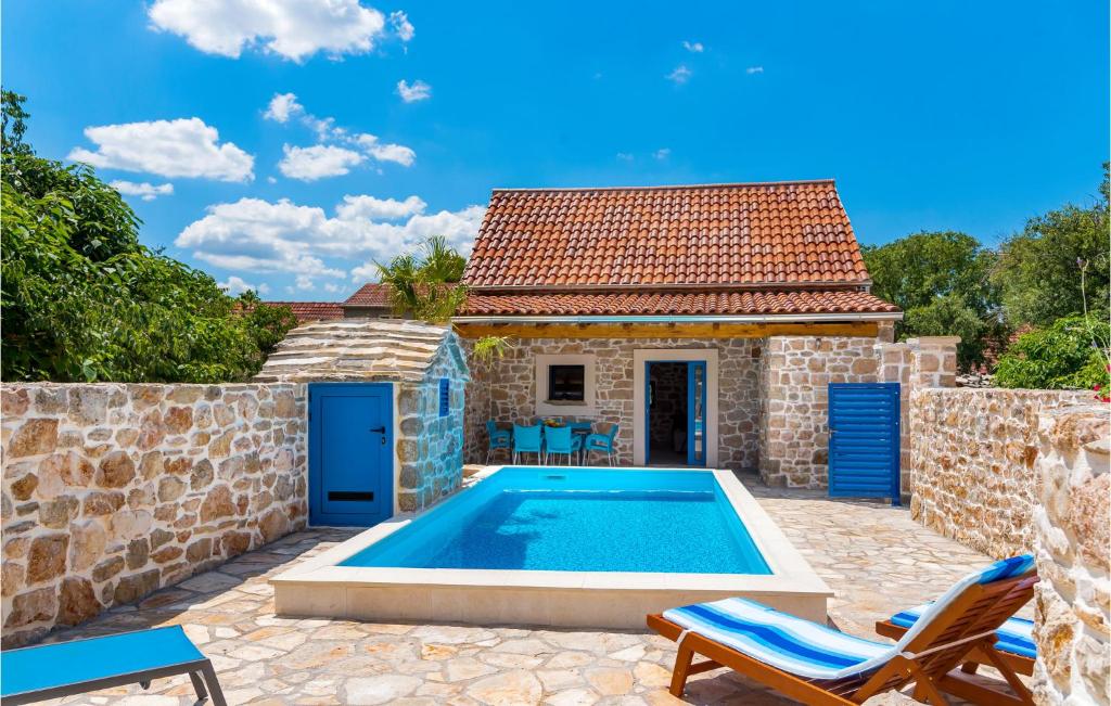 Amazing Home In Drnis — photo 1