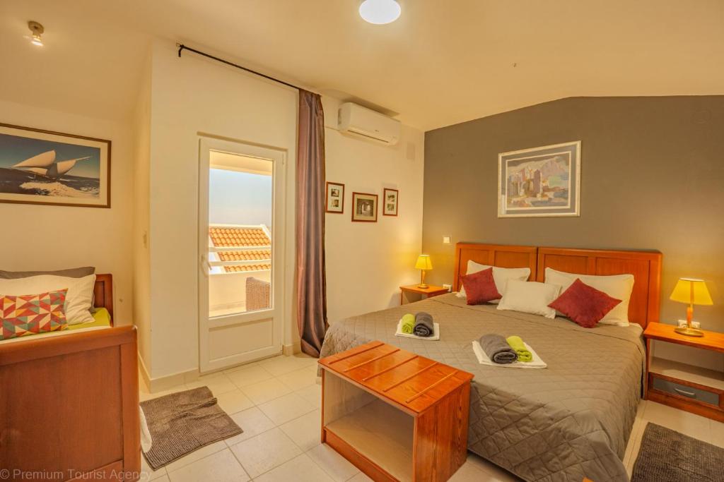 Rustica Luxury with lots of comfort and space and a fantastic view photo 2