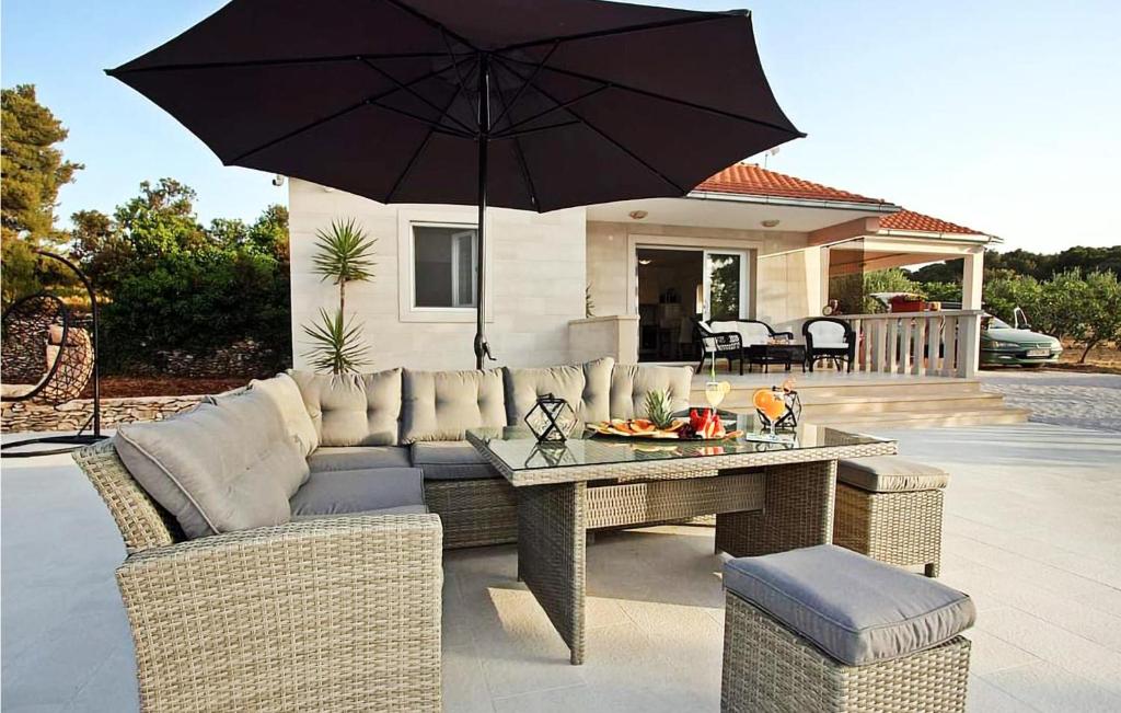 Lovely Home In Supetar photo 3