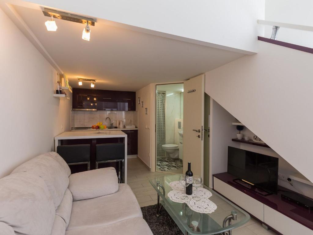 Studio Adriatic View - Studio Apartment with Sea View — photo 1