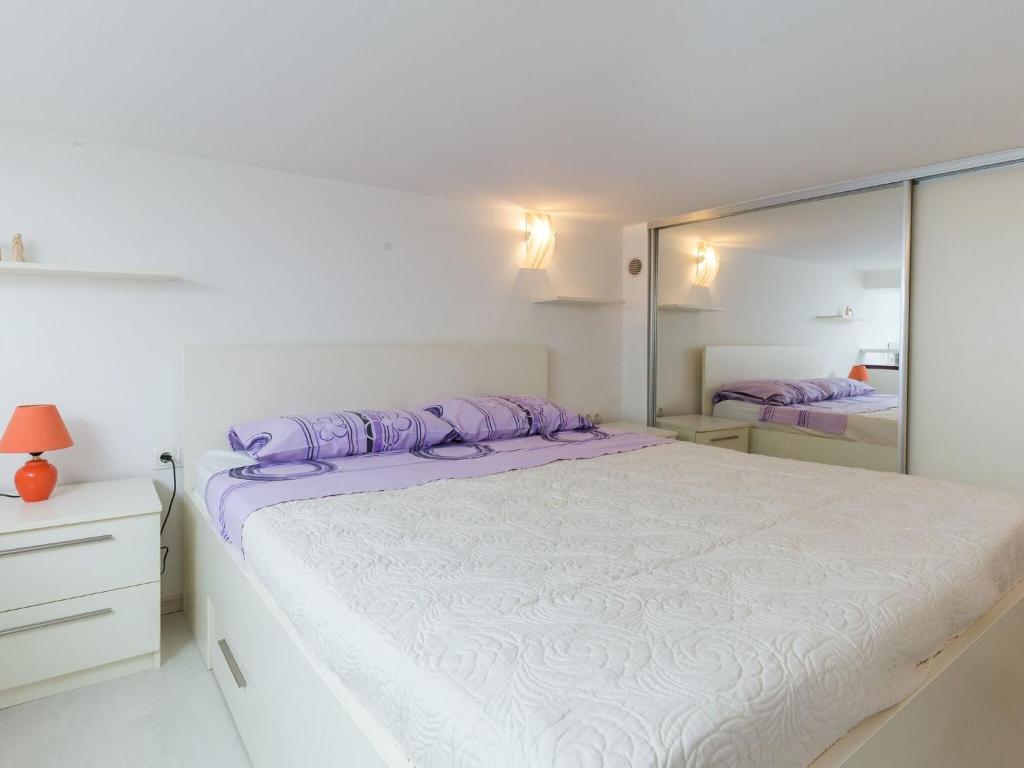 Studio Adriatic View - Studio Apartment with Sea View photo 2