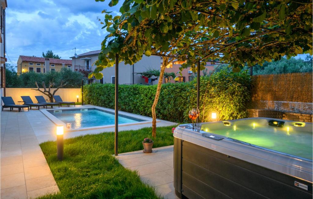 Awesome Home In Krnica — photo 1