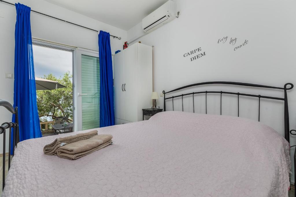 Apartments by the sea Pisak photo 2
