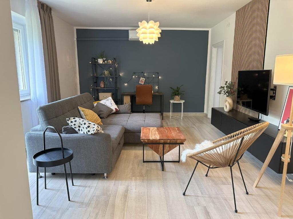 Summer Green Apartment photo 2