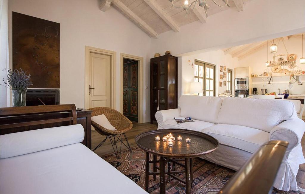 Gorgeous Home In Malinska photo 3