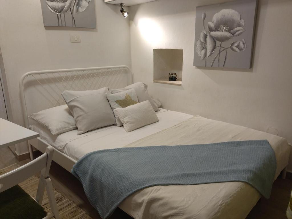 Tiny Studio in City Center Stone House photo 2