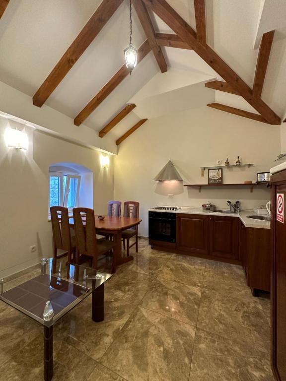 Trogir old town apartments with FREE parking — photo 1