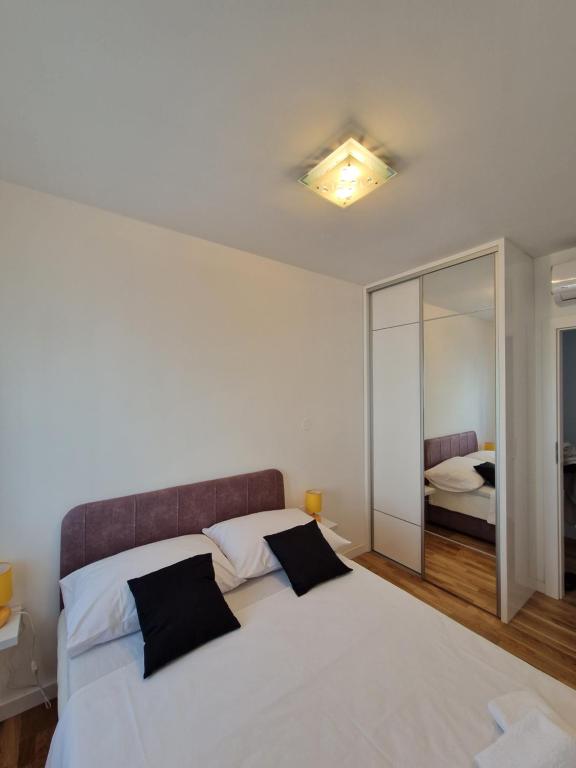 Apartment "M" photo 2