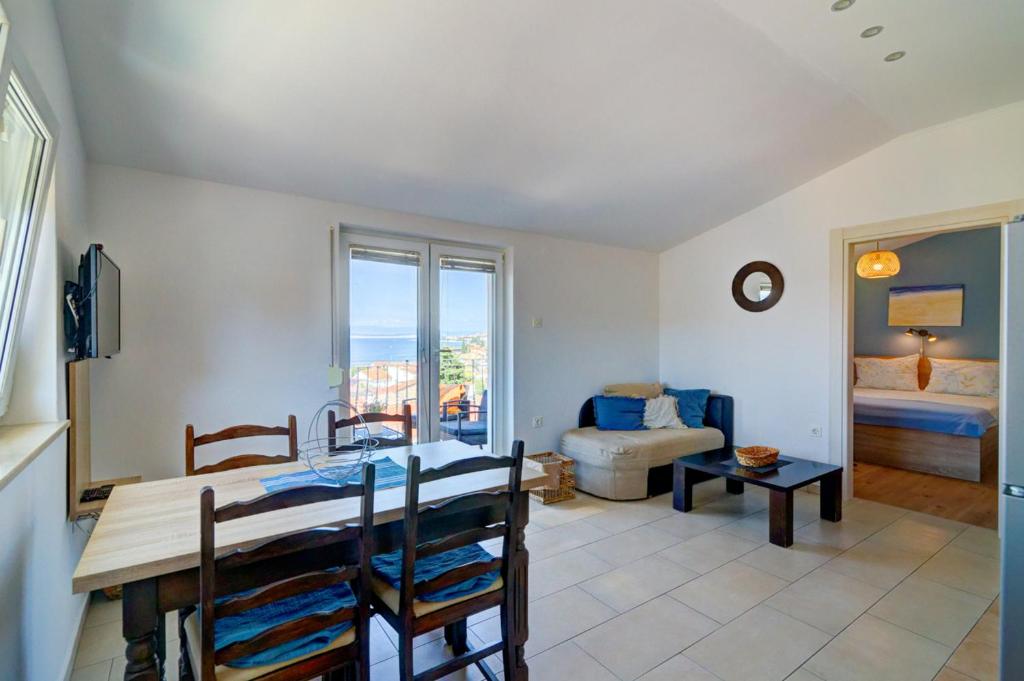 MT SUN 115 App 1 photo 2