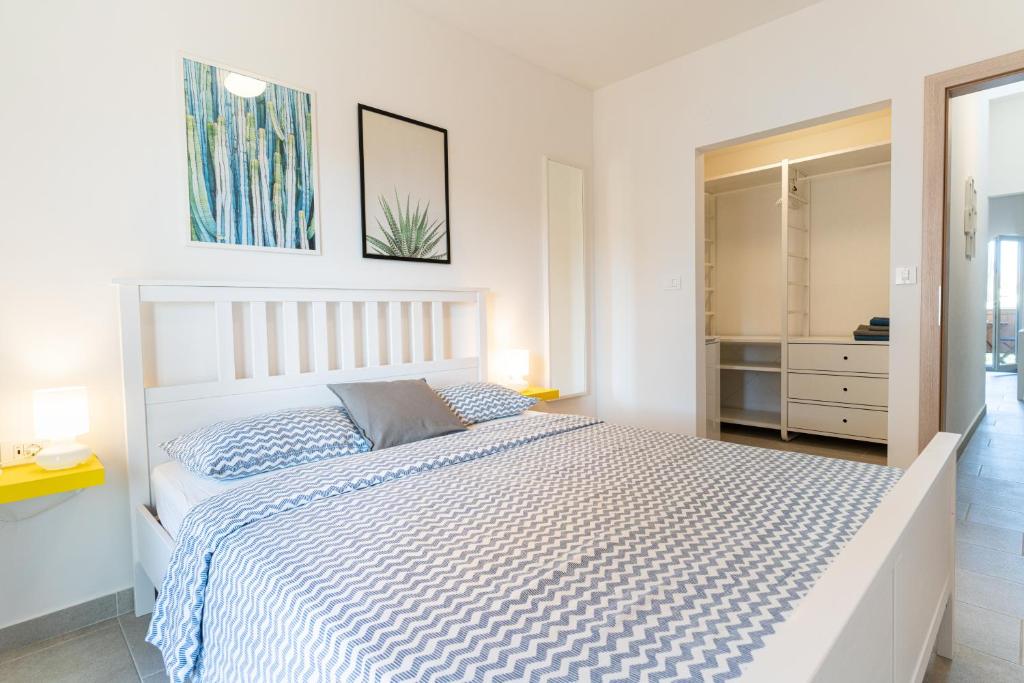 NOMA Sunlit Charming Apartment w2Bikes photo 2