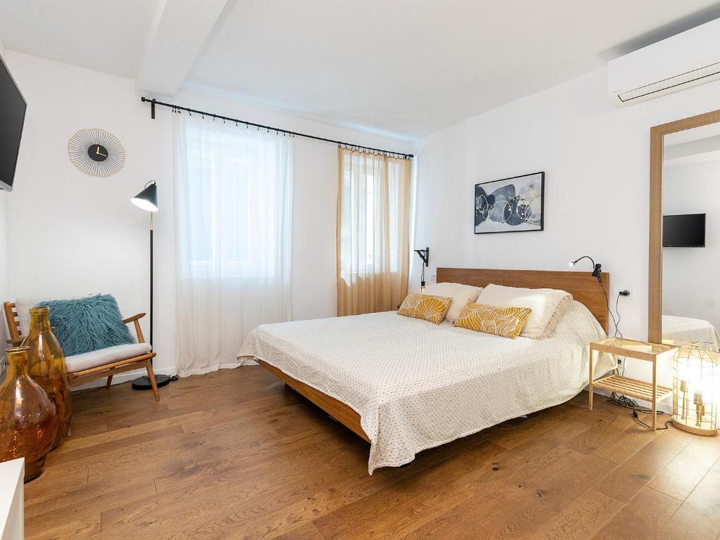 Stylish Studio Apartment by Irundo photo 2