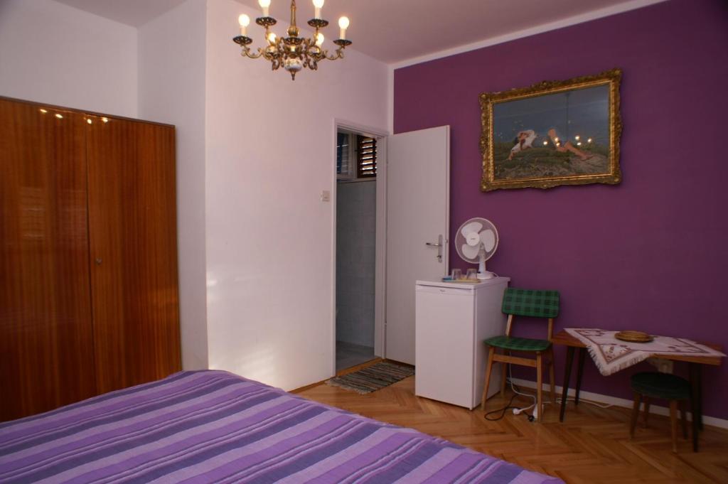 Double Room Jelsa 4041b photo 2