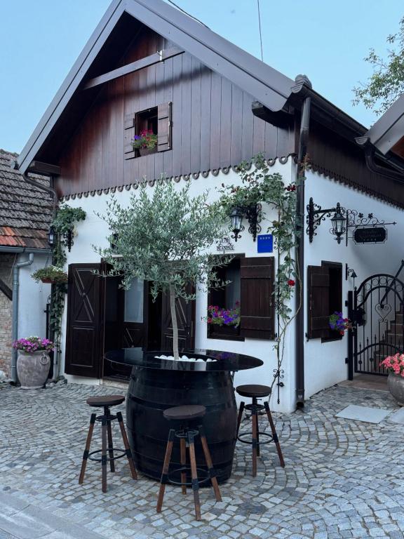 Studio apartman & Wine House ONDINE — photo 1