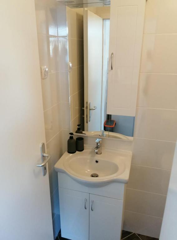 Apartmani Skalinada photo 3