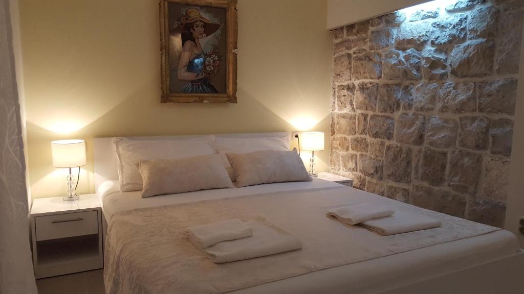 Rooms Valentino photo 2