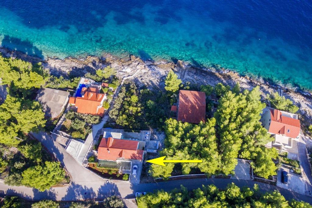 Seafront Holiday Home Marija photo 2