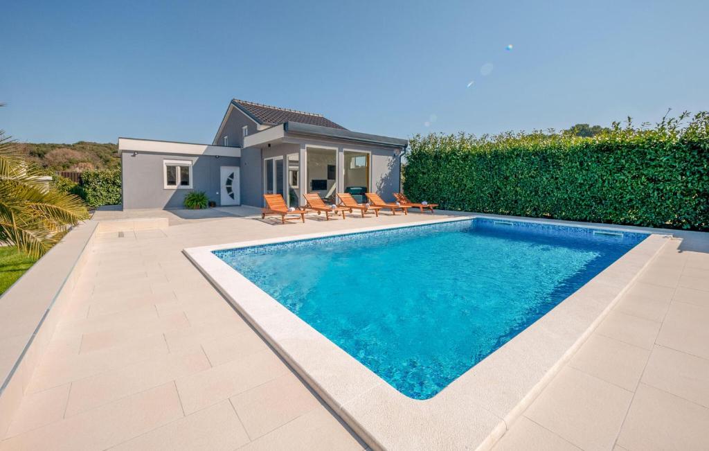 Stunning Home In Pula — photo 1