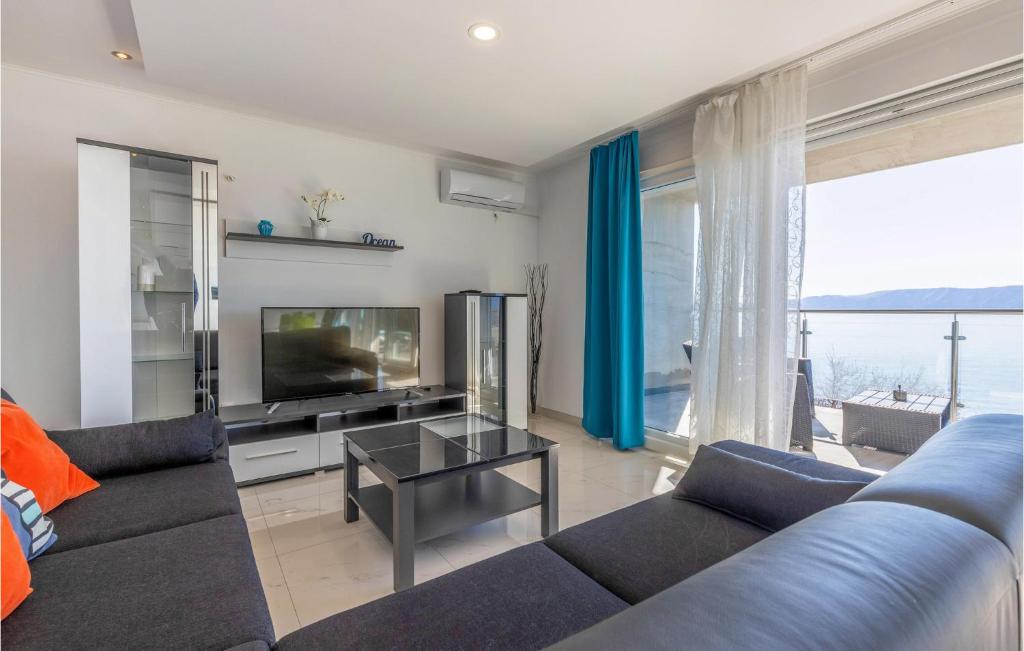 2 Bedroom Beautiful Apartment In Povile photo 2