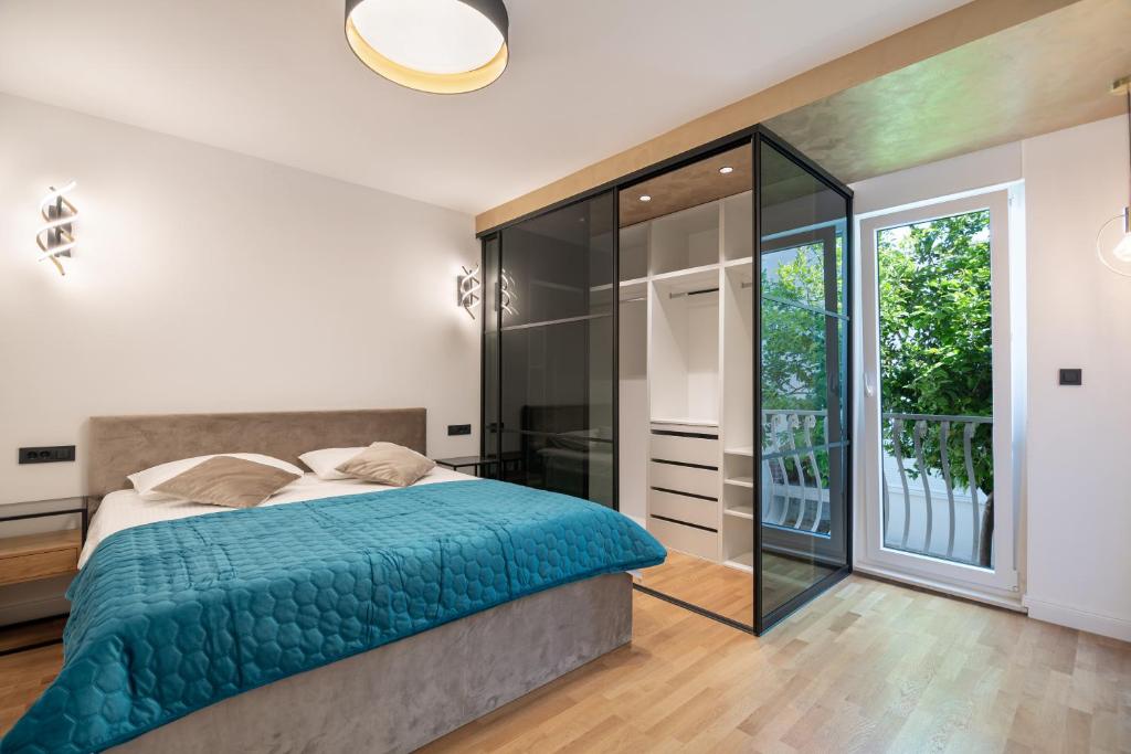 Royal Lux Residence photo 2