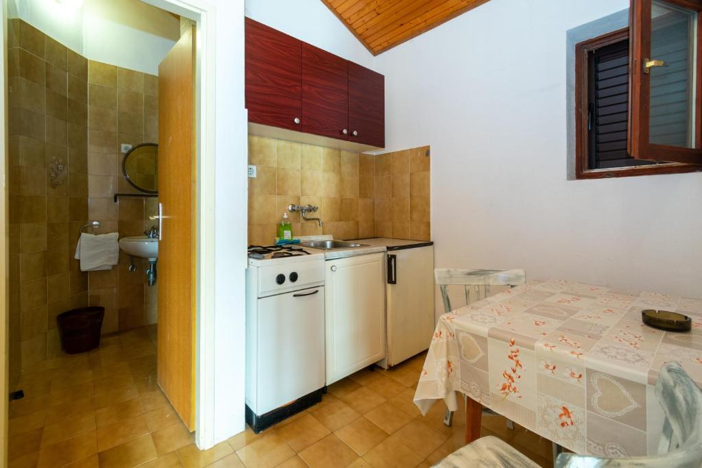 Apartments by the sea Mandre - Pag - 4101 photo 3