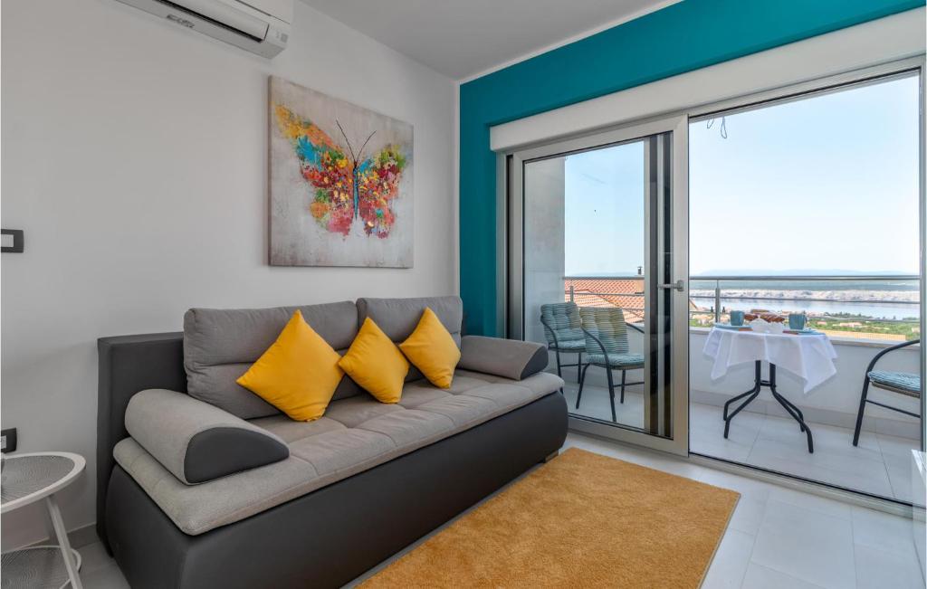 Lovely Apartment In Jadranovo With House Sea View photo 3