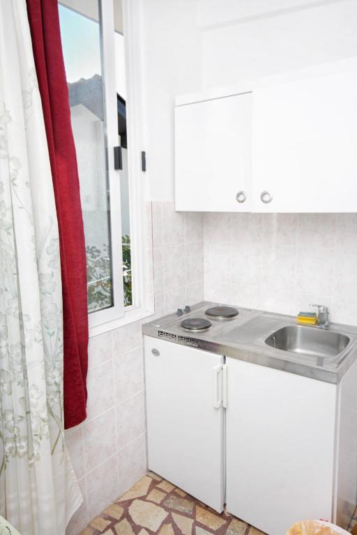 Apartments by the sea Podaca photo 3