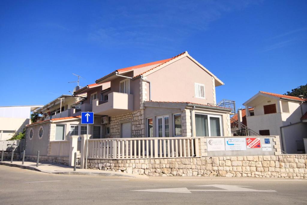Apartments with a parking space Hvar - 8810 — photo 1