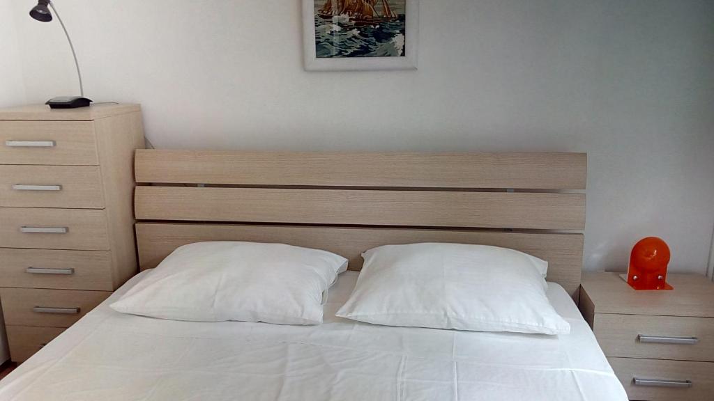 Apartments by the sea Mali Losinj (Losinj) - 13556 photo 2