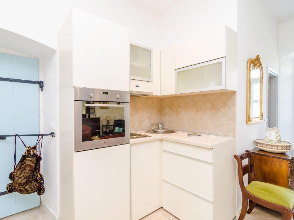 Stone House ''DiMaTo'' - Four Bedroom Holiday Home with Terrace photo 3