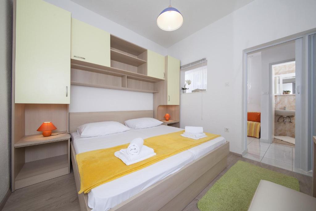 Apartments by the sea Tucepi photo 2