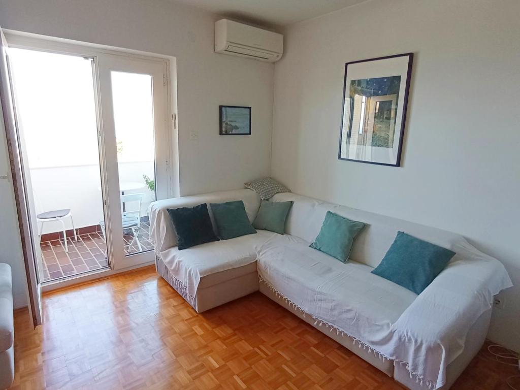 Small cosy apartment in Novi Vinodolski photo 3
