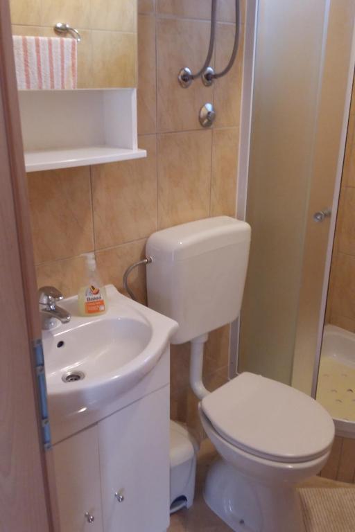 Apartments by the sea Trogir - 13918 photo 3