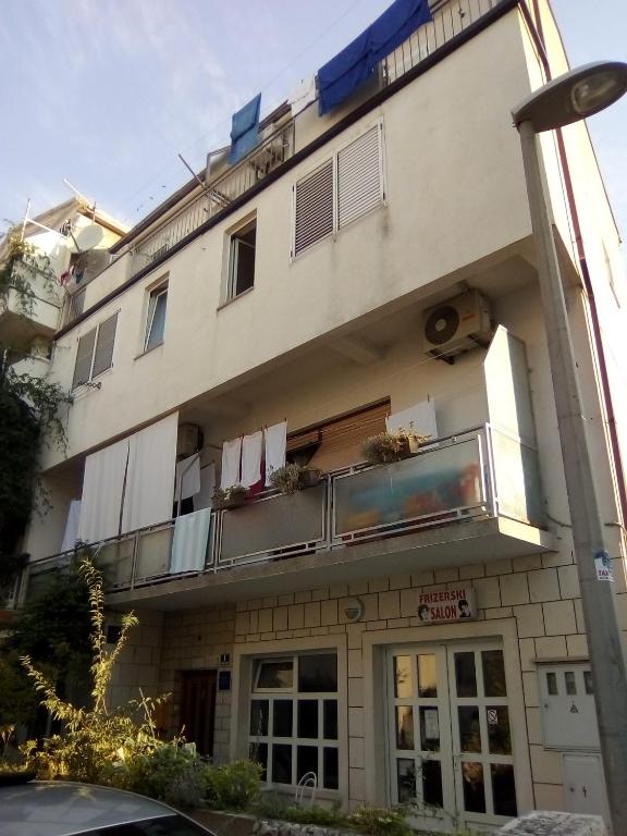 Apartments by the sea Gradac — photo 1