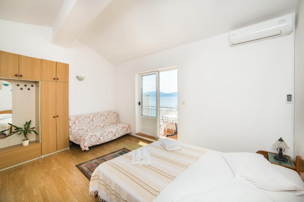 Apartments by the sea Gradac photo 2