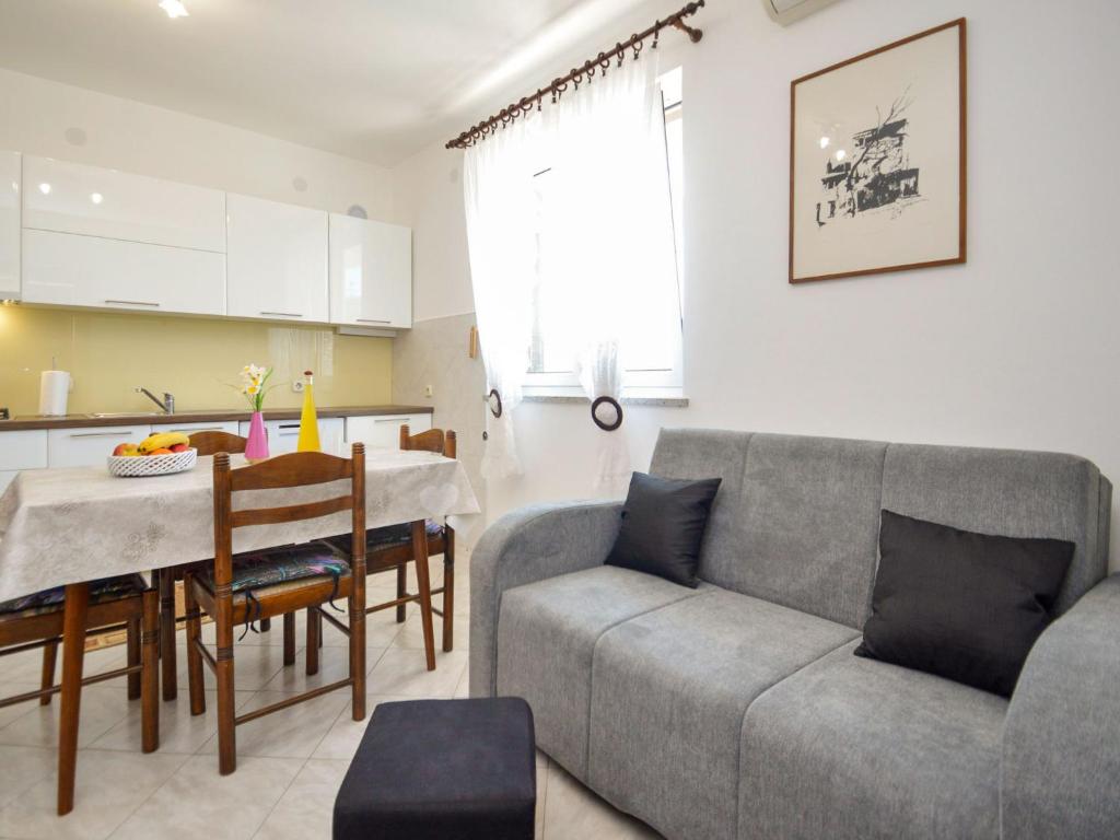 Apartment More by Interhome photo 3