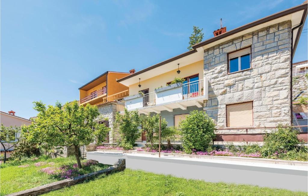 1 Bedroom Lovely Apartment In Rabac photo 2