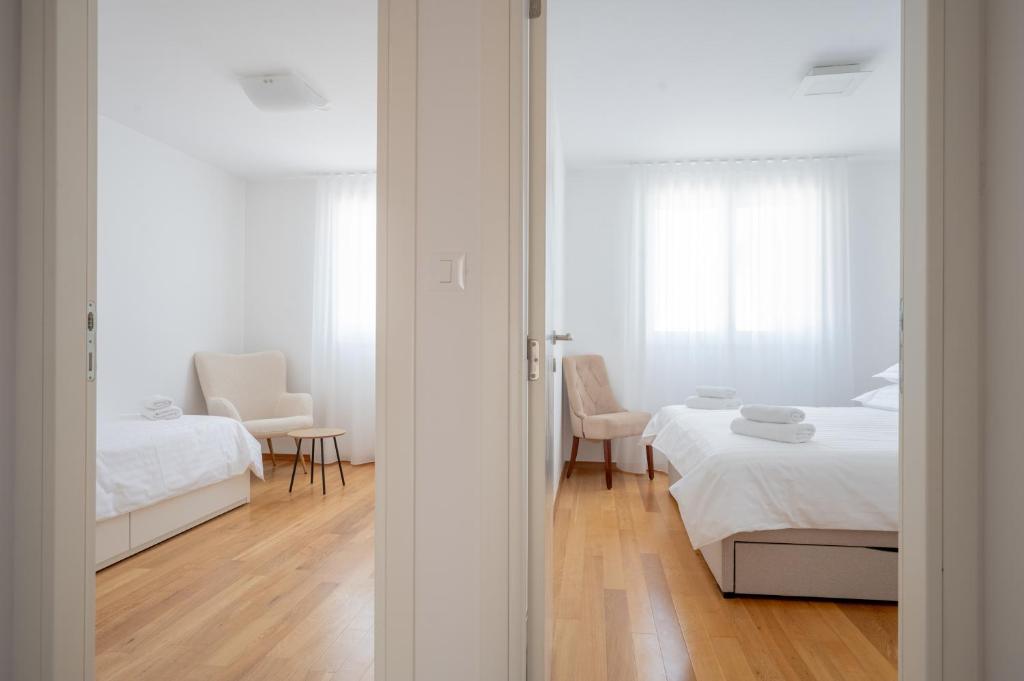 Sea view apartment by Nono Ban photo 2