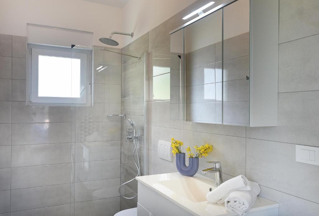 Sunshine Villa Dvori photo 3