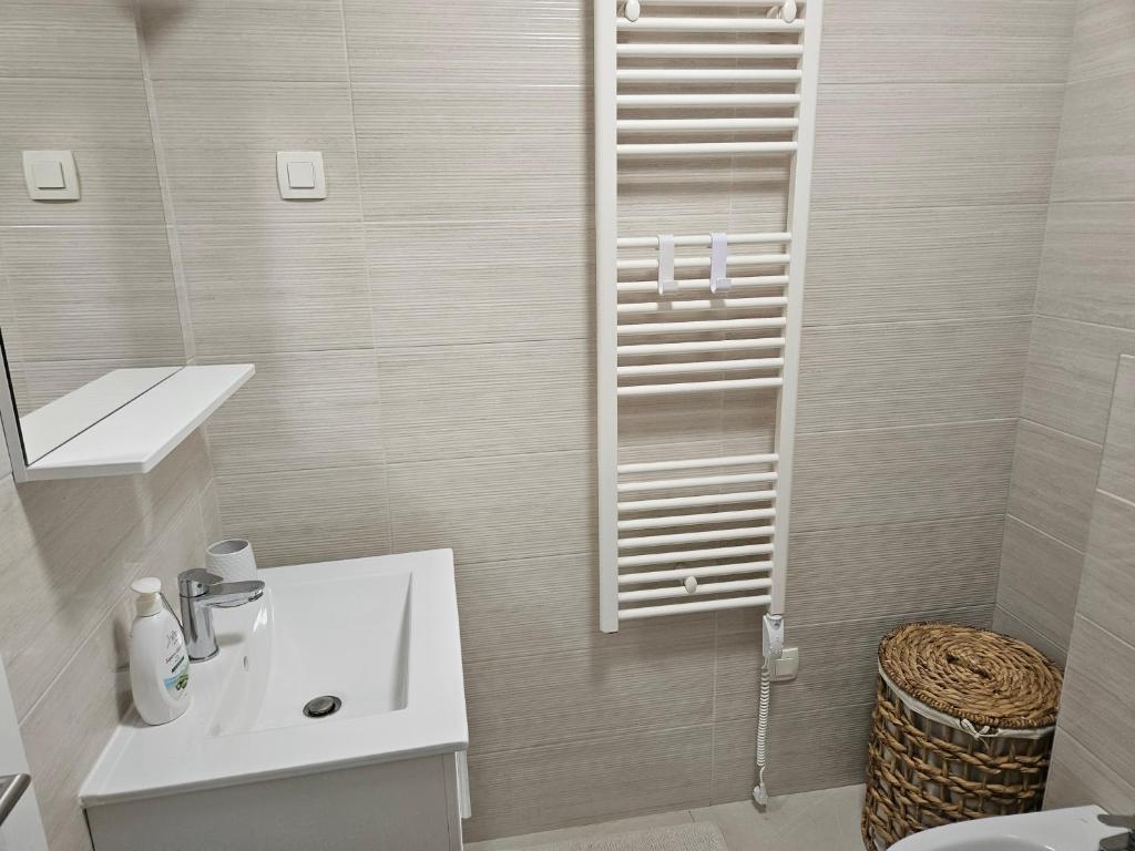 Romeo City Apartment photo 3